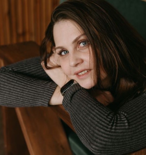 Тихомирова Арина