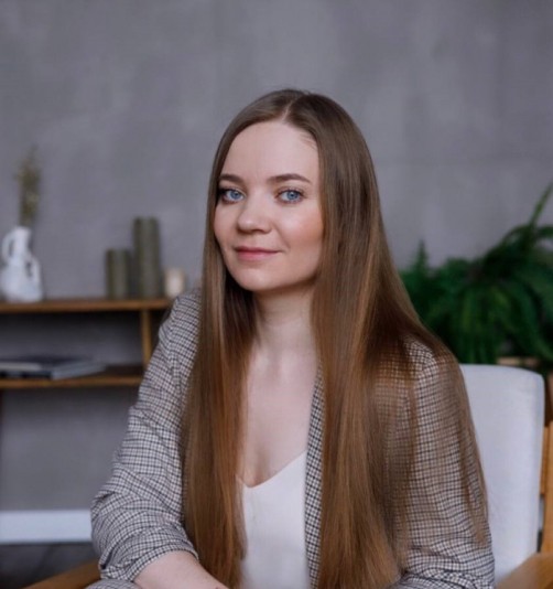 Тихомирова Елена