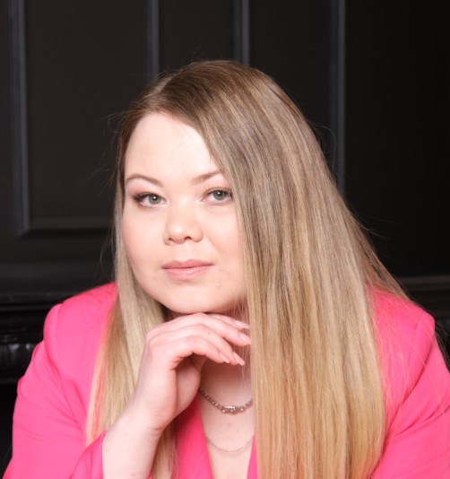Ахмадеева Элина