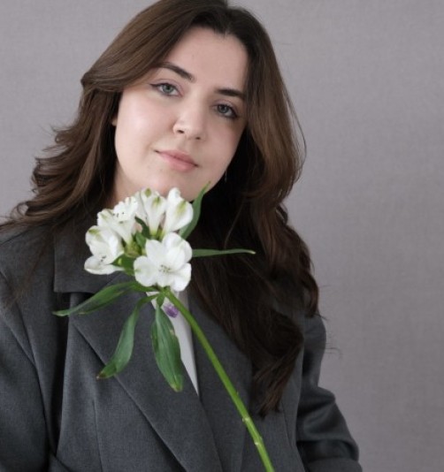 Шидукова Элина