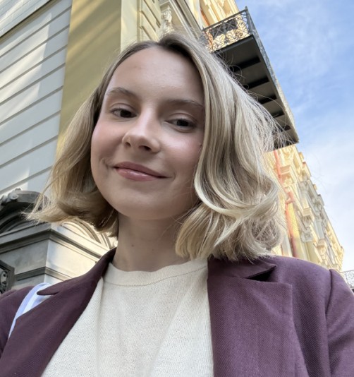 Нилова Марина